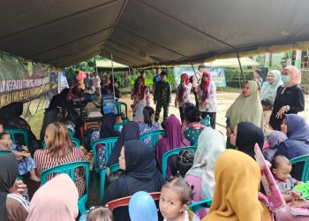 Kodim 0621/Kab. Bogor TMMD ke 128 Warga Desa Banyuasin Antusias, Serbu Penyuluhan Kesehatan Terpadu