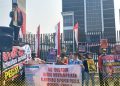 Kecam Tindakan Premanisme Terhadap Pers, Ratusan Jurnalis Geruduk Gedung PERADI