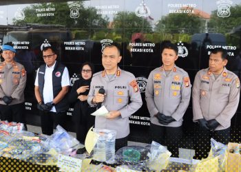 Peredaran Obat Keras Makin Meresahkan, Polres Metro Bekasi Kota Bongkar 20 Kasus dan Amankan 26 Tersangka
